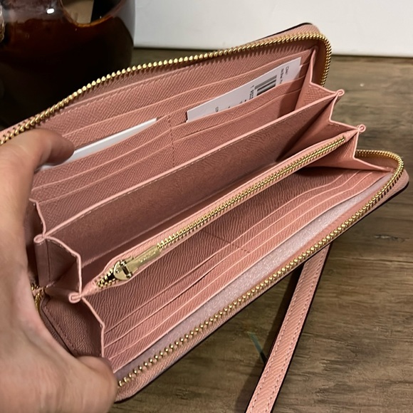 Coach Long Zip Around Wallet - Picture 3 of 10